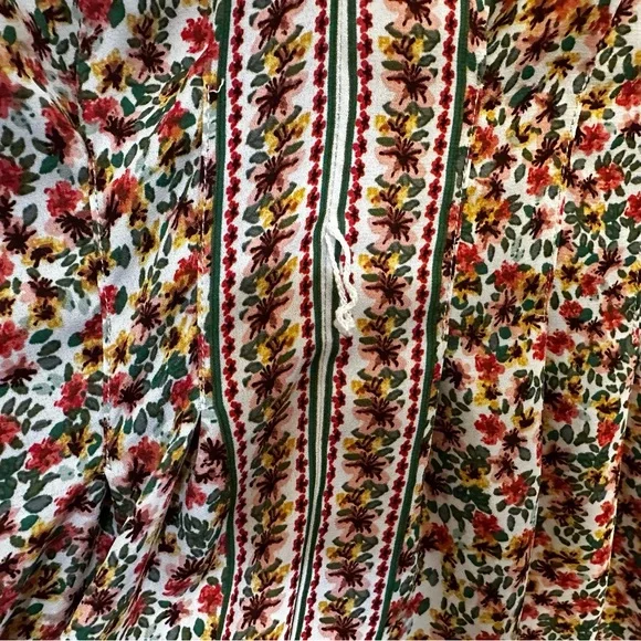 Max Studio |  Floral Blouse Size Large - Picture 11 of 12